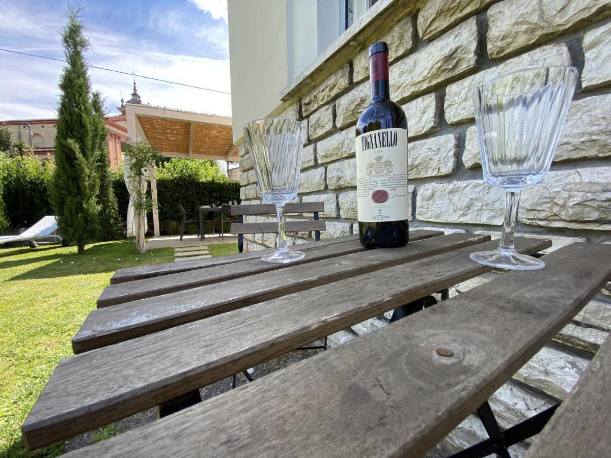Nave York Apartment Lucca Exterior photo