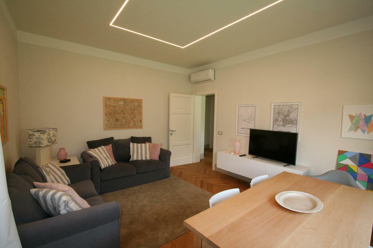 Nave York Apartment Lucca Exterior photo